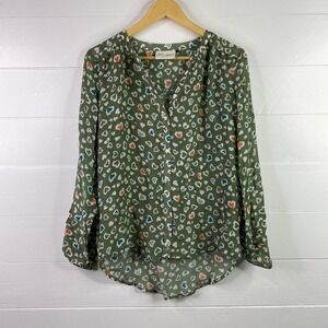 ALLIE & GRACE Sage Green White Abstract Heart‎ Button Up Blouse Top Size XS